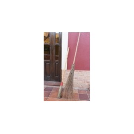 ESCOBA PALMA C/PALO - 132 CM
